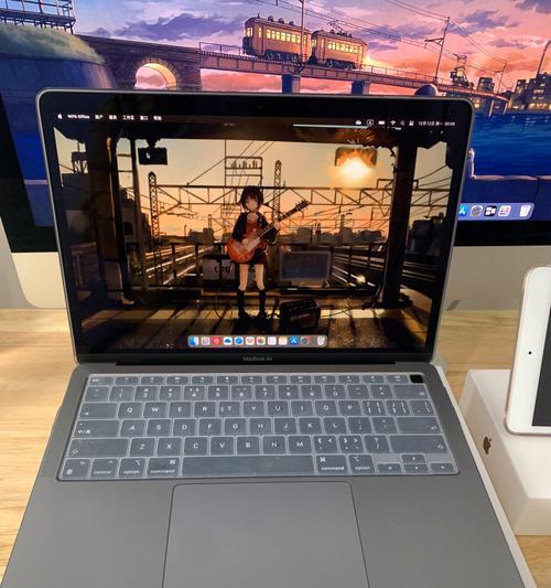 MacBookAir（一款极具吸引力的工作与娱乐利器）