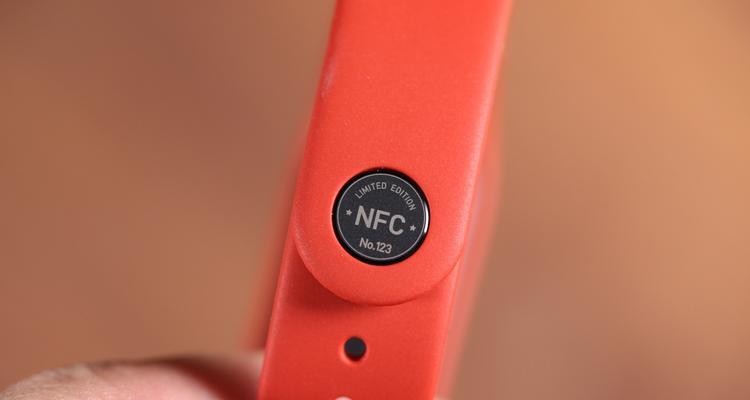 小米手环6NFC绑定门禁卡教程（一步搞定，方便快捷的门禁卡管理）
