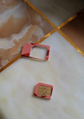 手机显示没有SIM卡，可能的原因和解决办法（探索手机没有SIM卡的原因，提供解决办法）