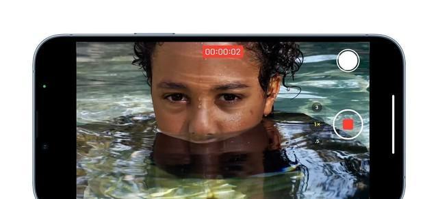iPhone13Pro投屏使用指南（轻松畅享大屏体验，掌握投屏技巧）