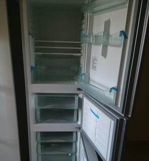 冰箱为什么不会排水出去（解析冰箱为何不需要排水管道）
