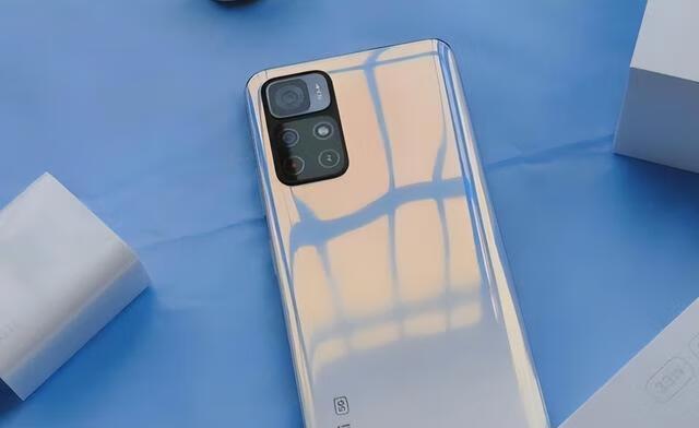 2024年最好看的手机排行榜（展现时尚与美感的选择）