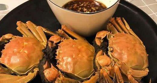 冰箱惊现螃蟹腿，你该怎么处理（冰箱保鲜有妙招）