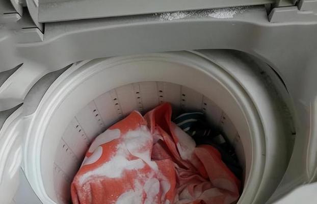 洗衣机水出不来的原因及解决方法（为什么洗衣机无法排水）