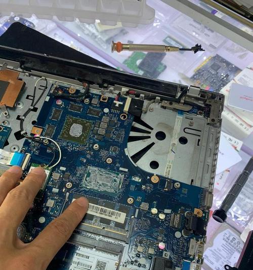 Win10电脑卡顿问题解决方案（有效方法帮助您解决Win10电脑卡顿问题）