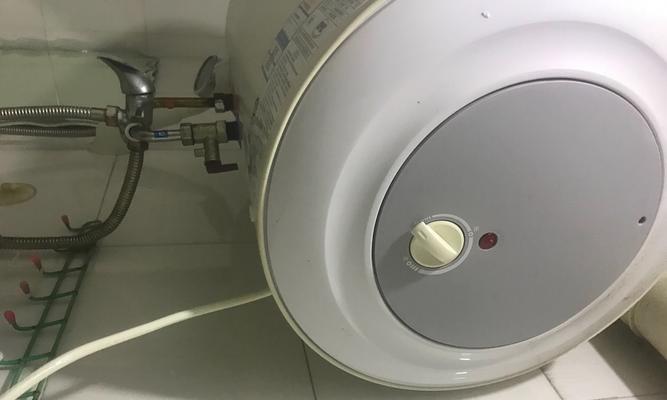 怎样处理冰柜淋水后的漏电问题（安全使用家用冰柜的有效措施）