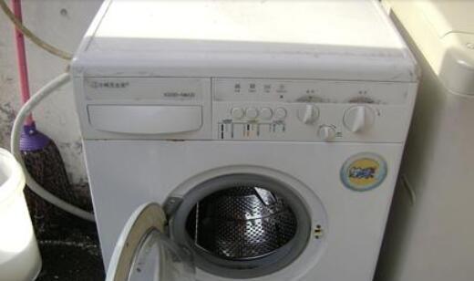 洗衣机自动断电问题解决方法（解决洗衣机断电问题的实用技巧）