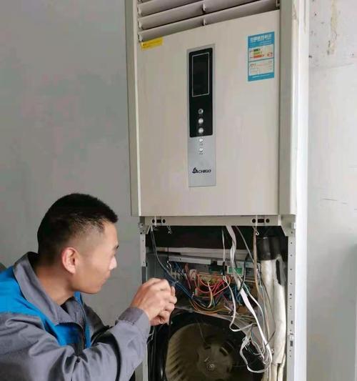 冰柜电磁阀漏水的修理方法（解决冰柜电磁阀漏水问题的实用技巧）
