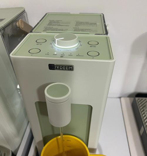 饮水机故障解决方法及常见问题解析（让你轻松应对饮水机故障）