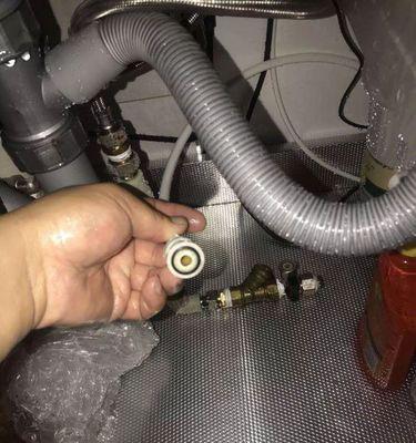 如何正确接上净水器，确保饮用水安全（净水器接管步骤详解）