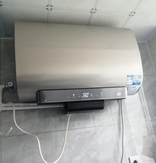 海尔热水器盾牌十字闪烁是什么原因（探究海尔热水器盾牌十字一直闪的问题及解决方法）