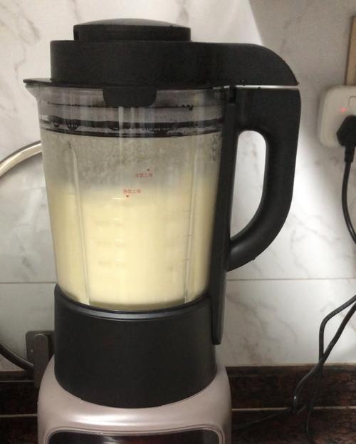 如何彻底清洁豆浆机（简单方法让豆浆机焕然一新）