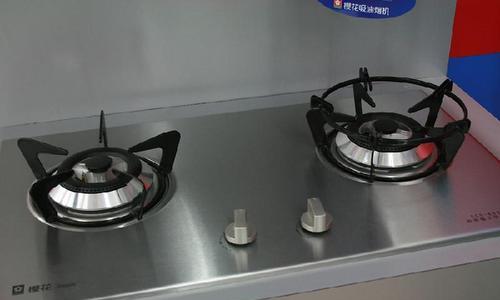 爱妻燃气灶打火问题怎么办？燃气灶打火故障如何解决？