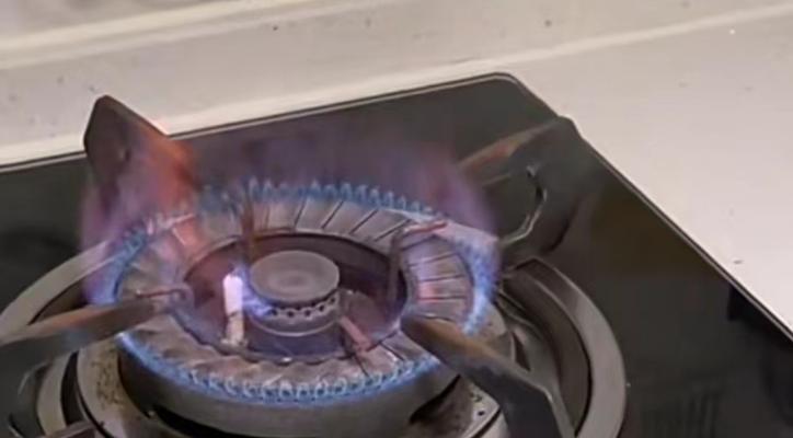 燃气灶爆燃怎么办？燃气灶爆燃原因是什么？