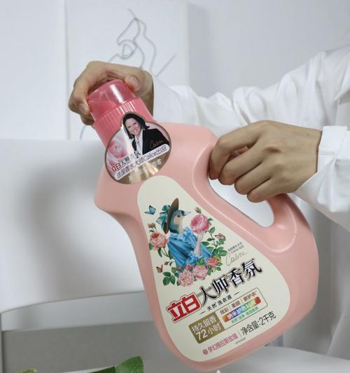 怎样洗衣服才能既干净又保护衣物健康？