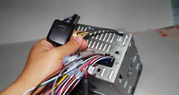 电脑一体机如何外接音箱？线路图如何显示？