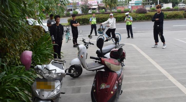电动车撞人手机拍照怎么处理？如何正确使用手机记录事故现场？