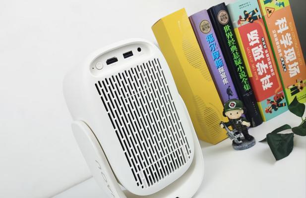 露营里面投影仪怎么用？投影仪校正后画面模糊怎么解决？