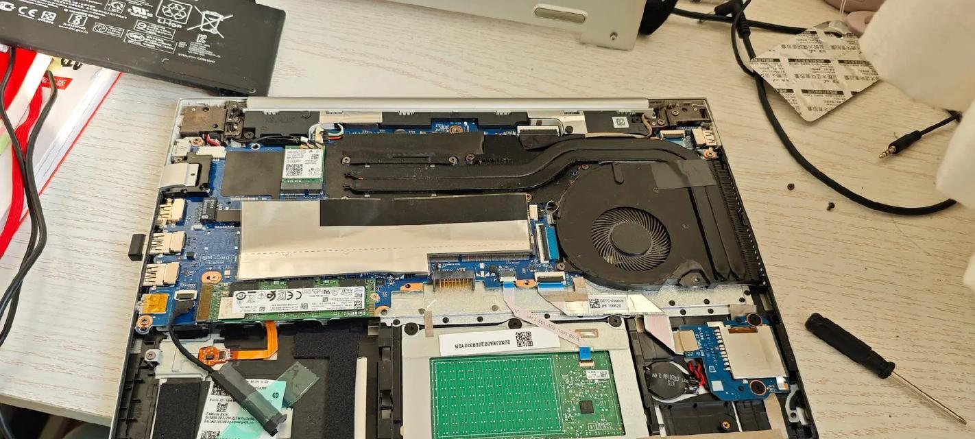 内存条从笔记本中取出的视频教程在哪里？