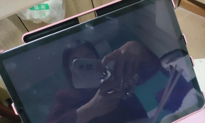 苹果电脑频繁黑屏闪烁原因何在？如何快速解决？