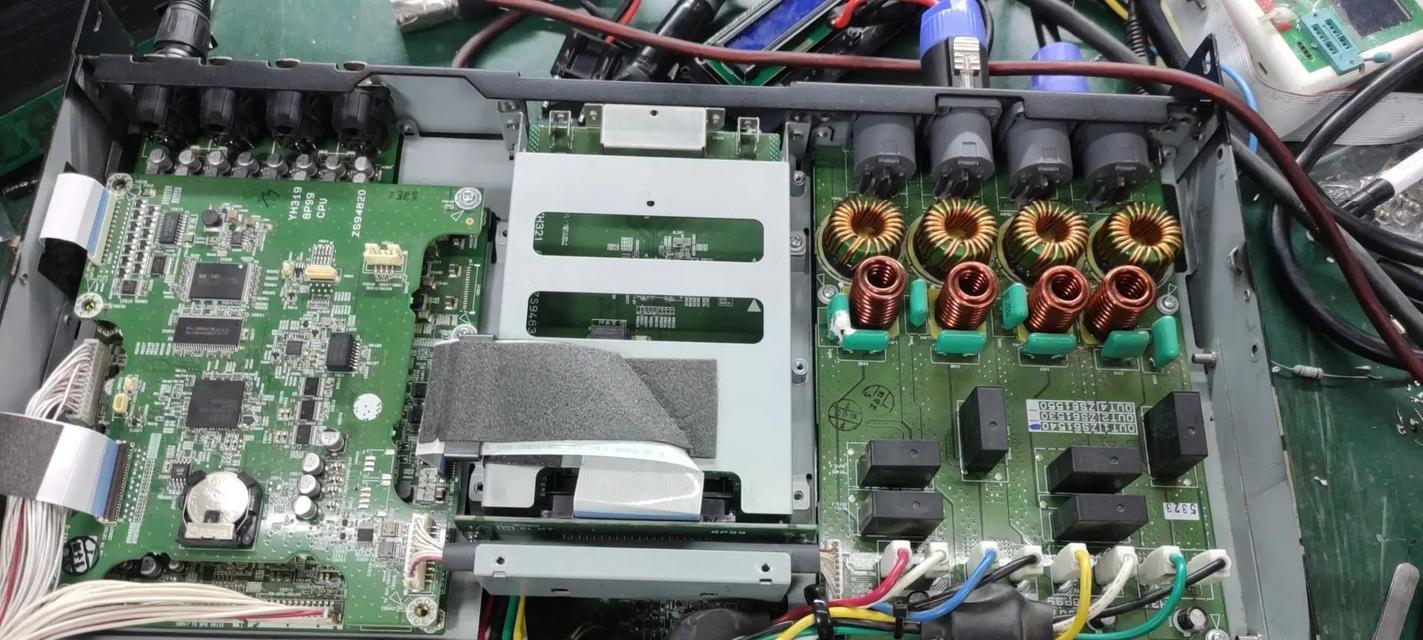 电脑装入功放机后无声的可能原因是什么？