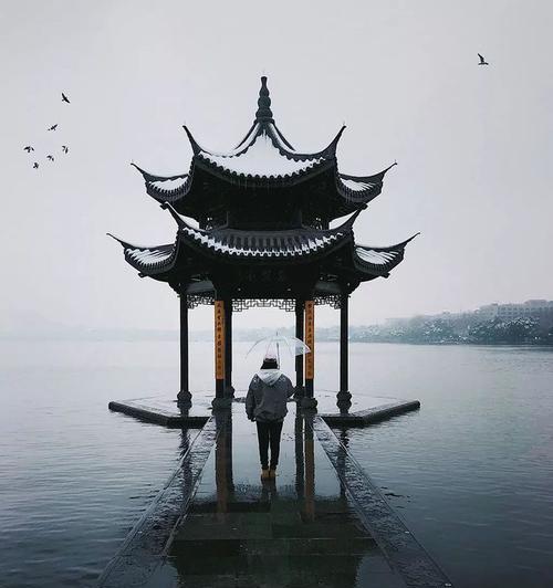 在手机护栏前如何拍出好照片？拍照时应该注意哪些技巧？