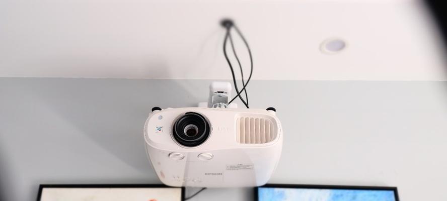 苹果TV盒子搭配哪种投影仪效果最佳？