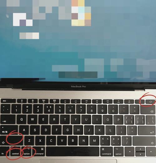 电脑播放声音小且伴随滋滋声是什么原因？