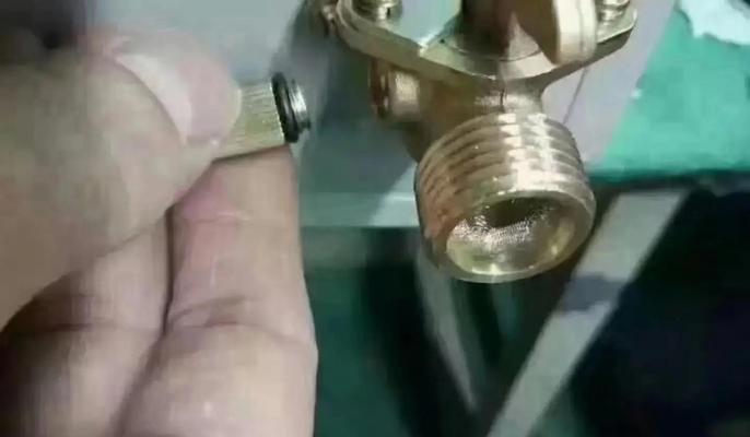 热水器结冰了怎么办？视频教程来帮忙！